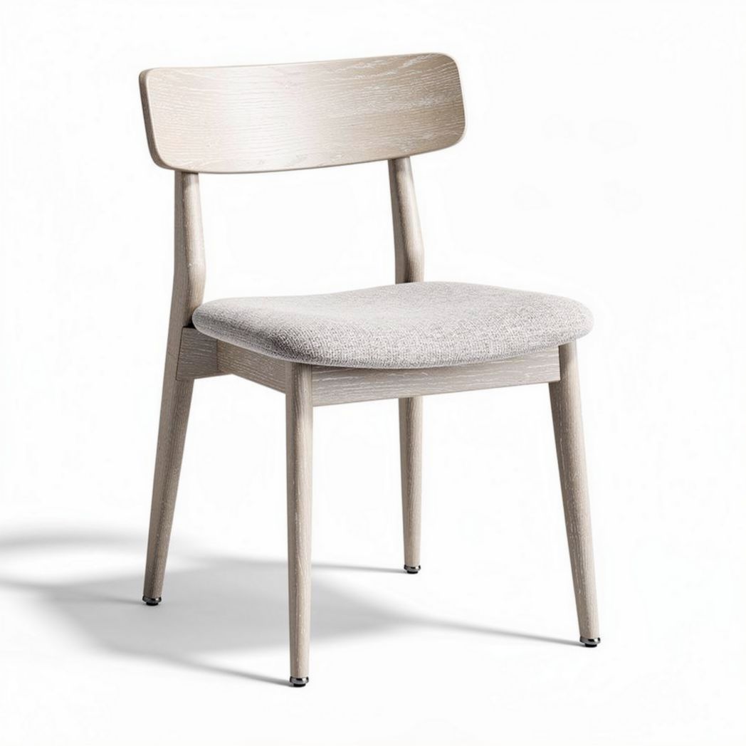 Chaise en bois clair avec assise en tissu beige dimensions 40 x 40 x 80cm