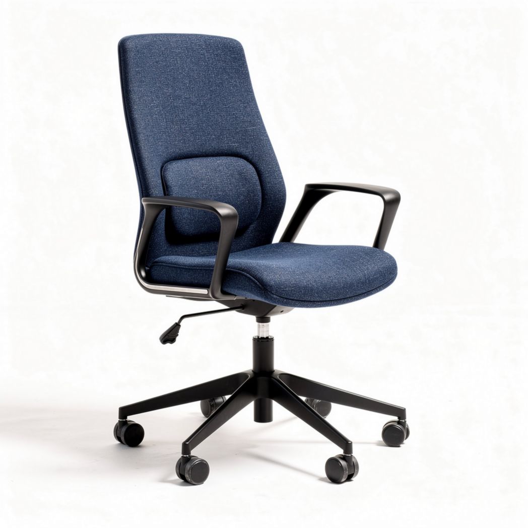 Chaise de bureau ergonomique en tissu bleu avec accoudoirs et roulettes